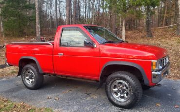 Nissan-pickup-1995-red