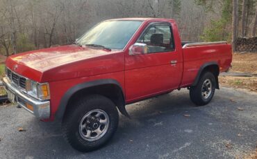 Nissan-pickup-1995-red-9