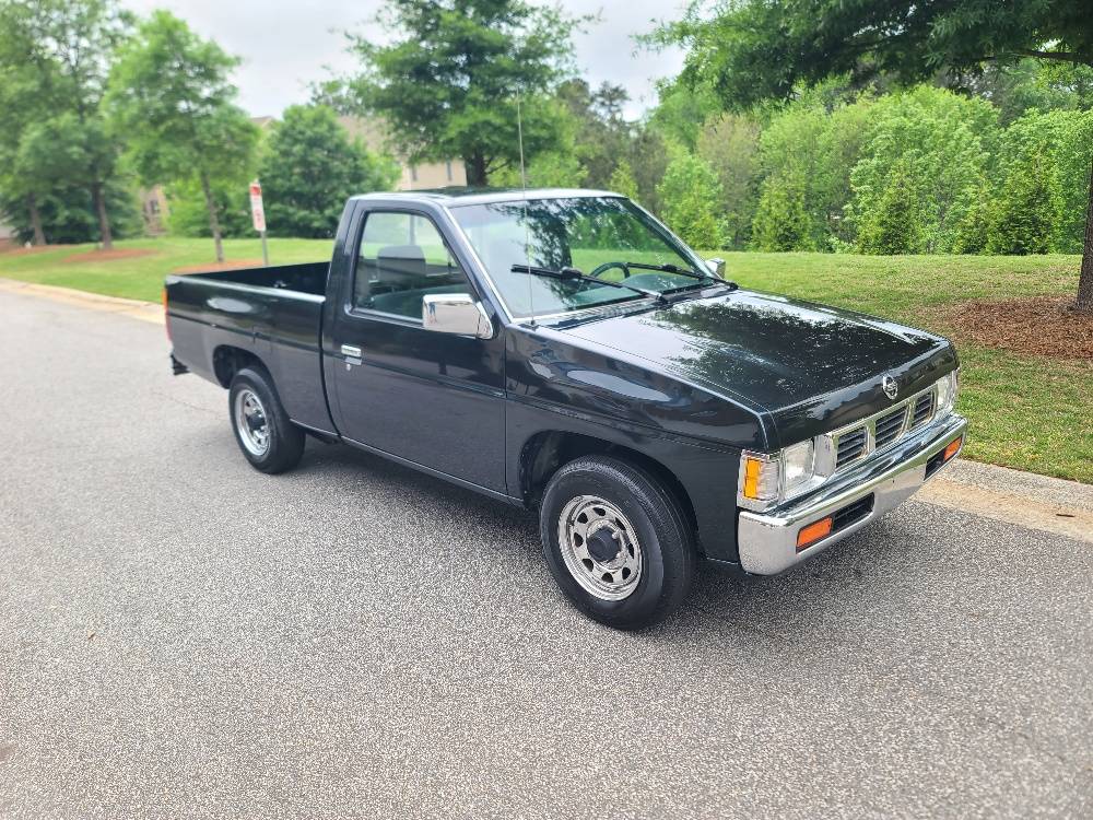 Nissan-pickup-d21-1994-blue-1