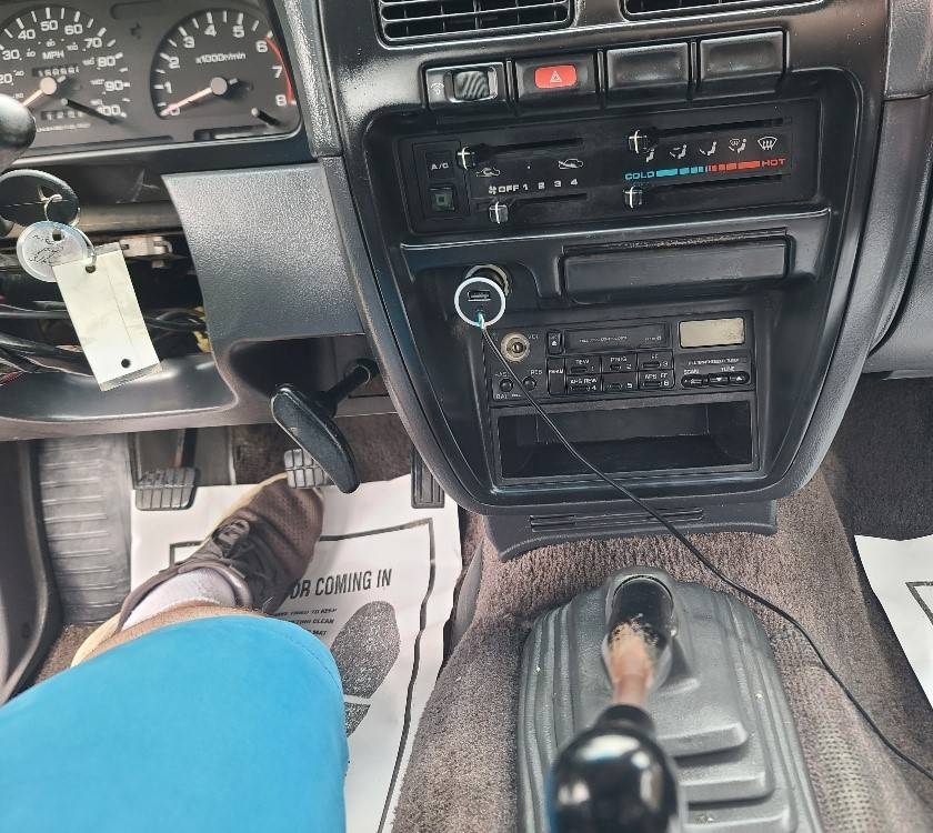 Nissan-pickup-d21-1994-blue-10