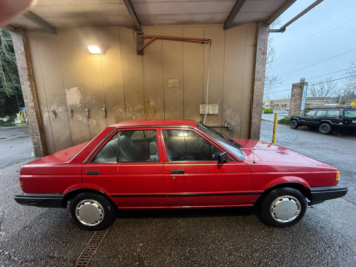 Nissan-sentra-1987-red-2