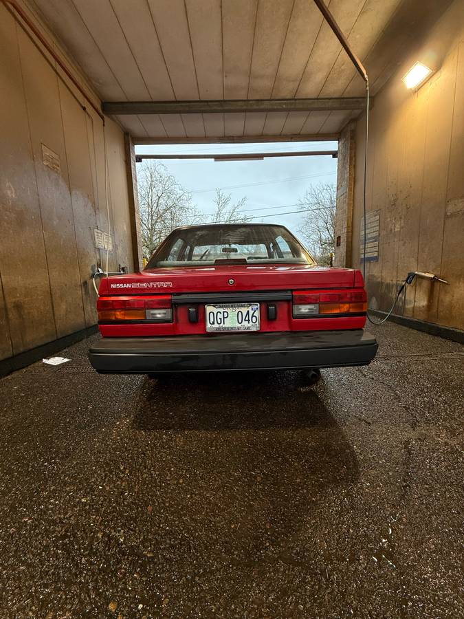 Nissan-sentra-1987-red-3