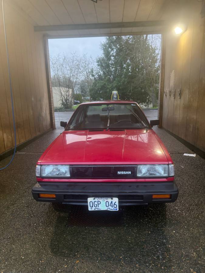 Nissan-sentra-1987-red