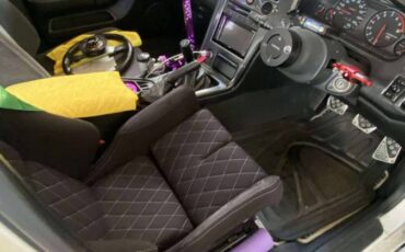 Nissan-skyline-1994-white-10