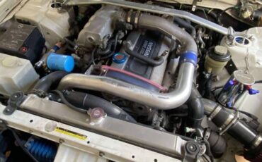 Nissan-skyline-1994-white-3