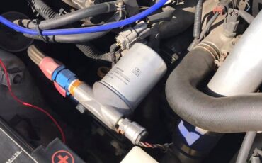 Nissan-skyline-1994-white-8