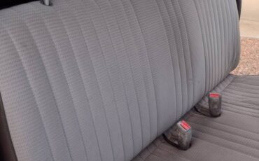 Nissan-truck-1993-10