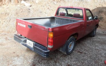 Nissan-truck-1993-2