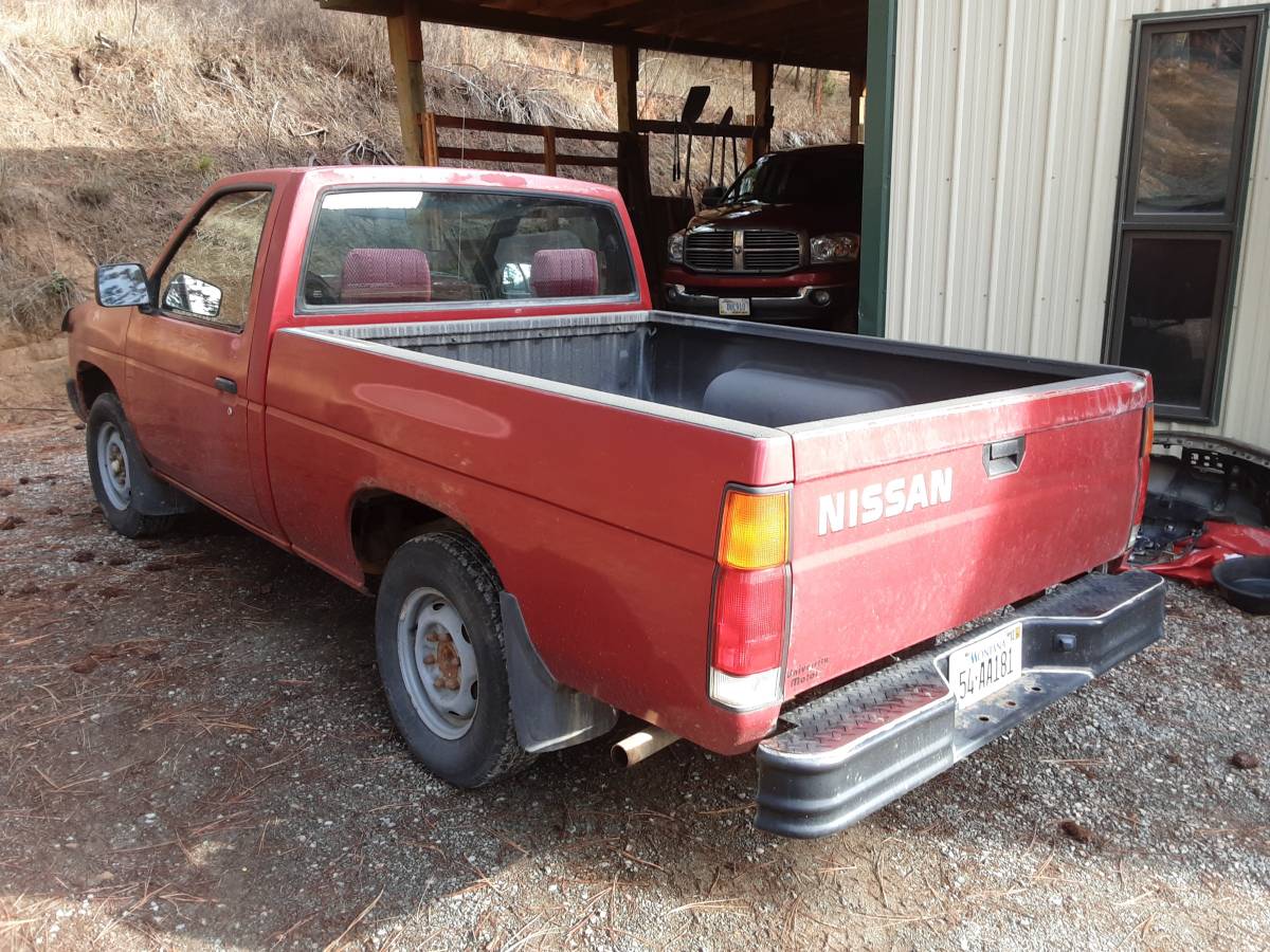 Nissan-truck-1993-5