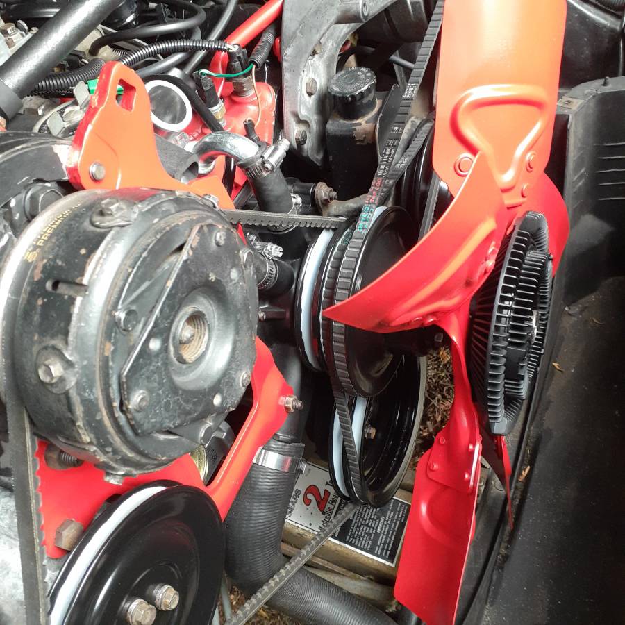 Olds-custom-cruiser-1986-blue-3