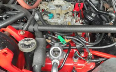 Olds-custom-cruiser-1986-blue