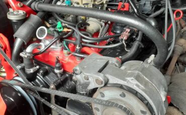 Olds-custom-cruiser-1986-blue-7