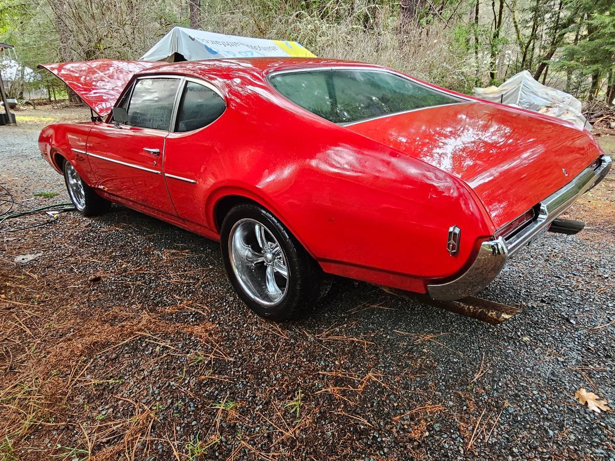 Olds-cutlass-1967-silver-2