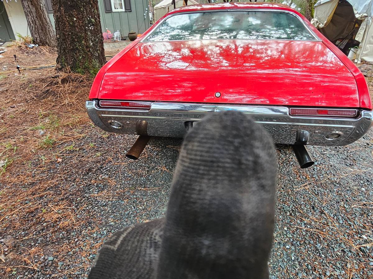 Olds-cutlass-1967-silver-3