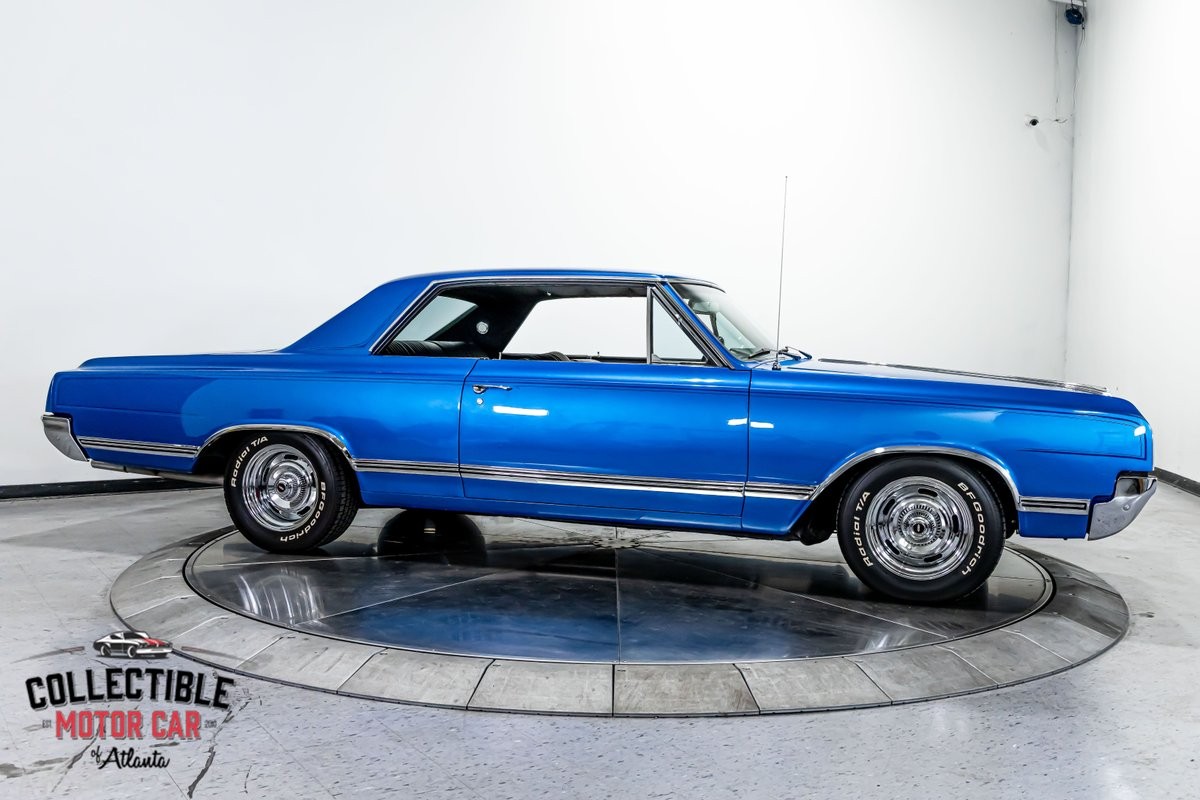 Oldsmobile-442-1965-24