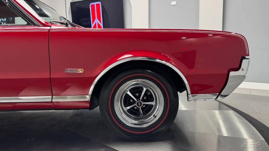 Oldsmobile-442-1967-11