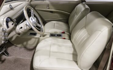 Oldsmobile-88-1951-Coupe-14