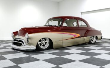 Oldsmobile-88-1951-Coupe-2