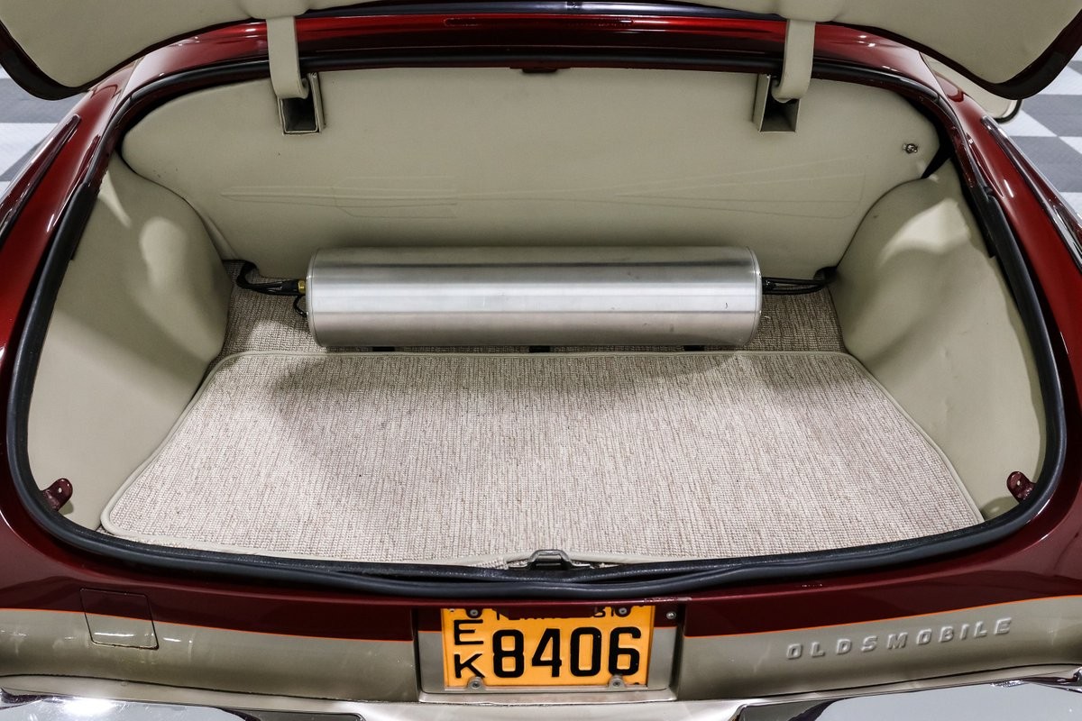 Oldsmobile-88-1951-Coupe-20