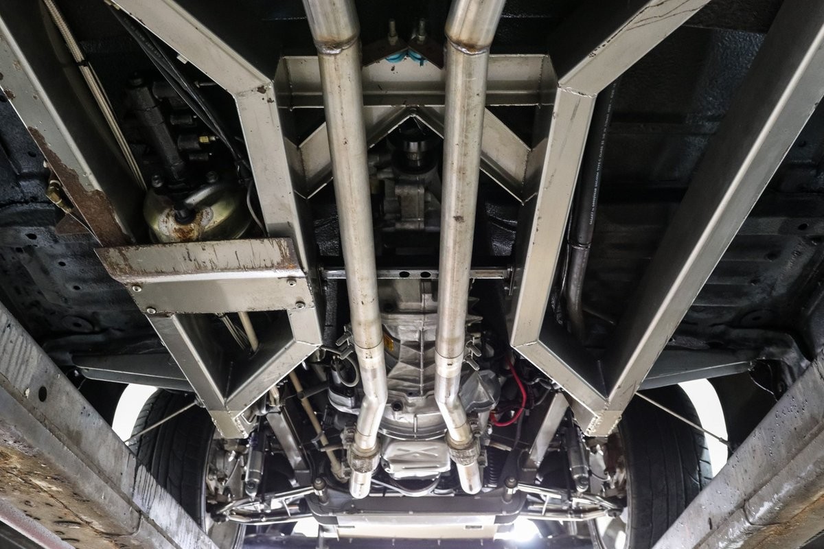 Oldsmobile-88-1951-Coupe-25