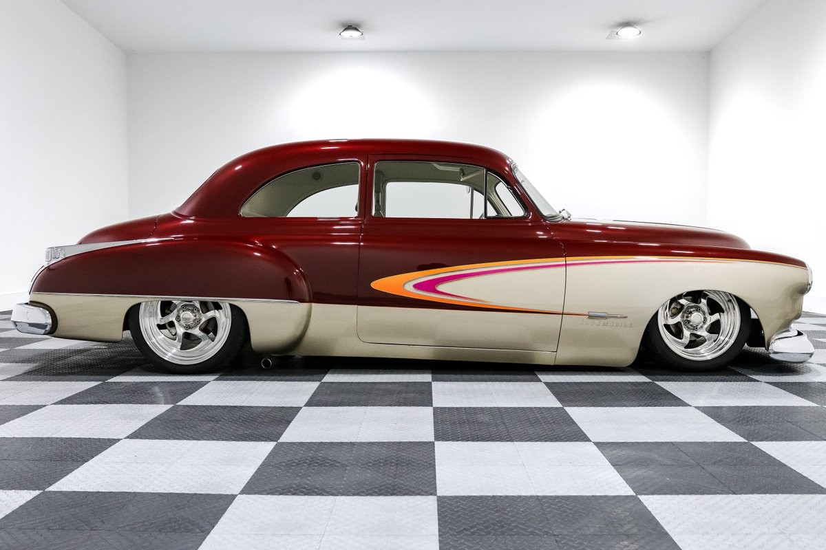 Oldsmobile-88-1951-Coupe-7