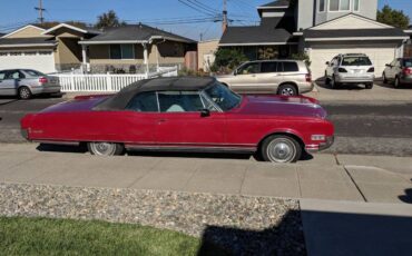 Oldsmobile-98-1965-red-3