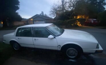 Oldsmobile-98-1988-white-1