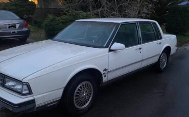 Oldsmobile-98-1988-white