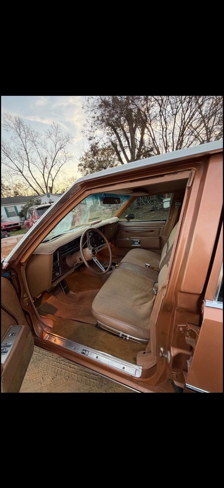 Oldsmobile-Custom-Cruiser-1978-4