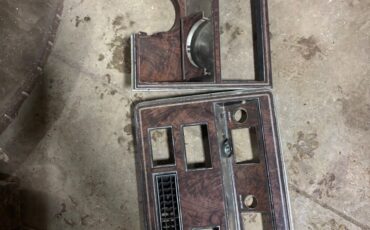 Oldsmobile-Custom-Cruiser-1984-Cab-Chassis-14