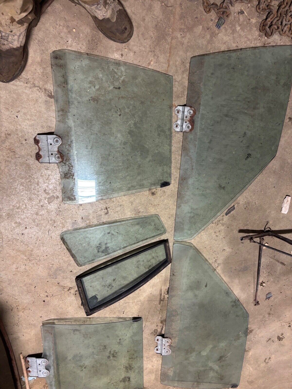 Oldsmobile-Custom-Cruiser-1984-Cab-Chassis