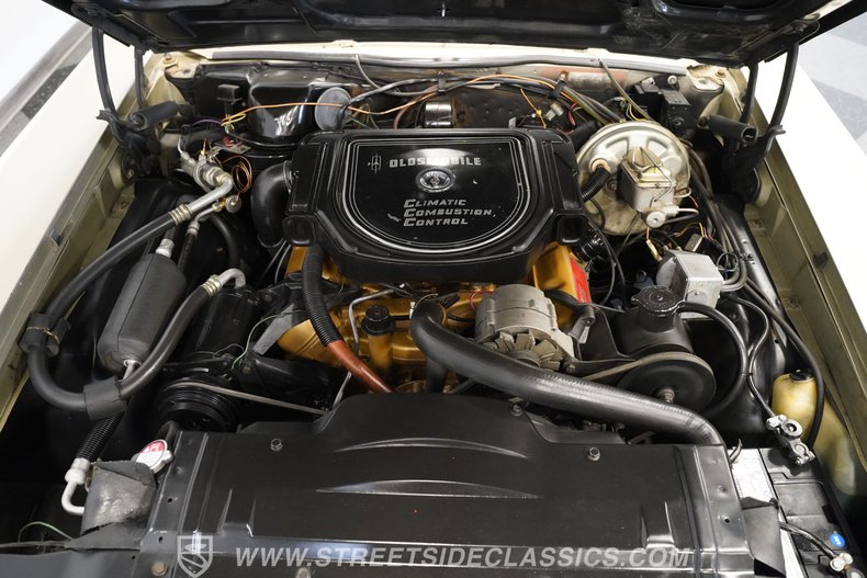 Oldsmobile-Cutlass-1967-Champagne-Metallic-Black-3