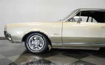 Oldsmobile-Cutlass-1967-Champagne-Metallic-Black-34