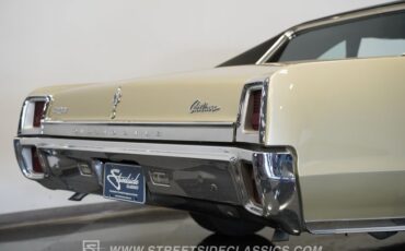 Oldsmobile-Cutlass-1967-Champagne-Metallic-Black-38