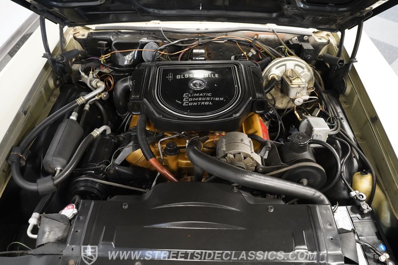 Oldsmobile-Cutlass-1967-Champagne-Metallic-Black-41