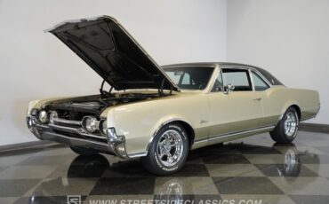 Oldsmobile-Cutlass-1967-Champagne-Metallic-Black-8