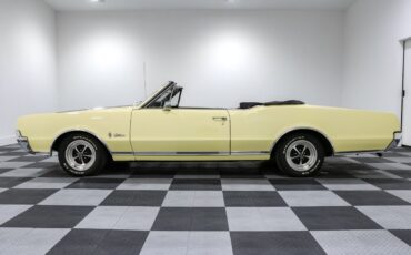 Oldsmobile-Cutlass-1967-Convertible-5