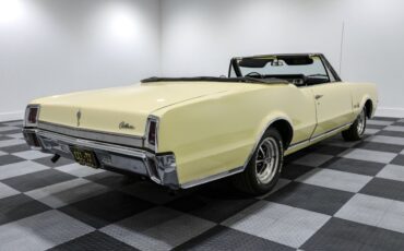 Oldsmobile-Cutlass-1967-Convertible-9