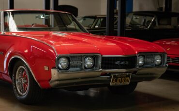 Oldsmobile-Cutlass-1968-2-Door-Convertible-12