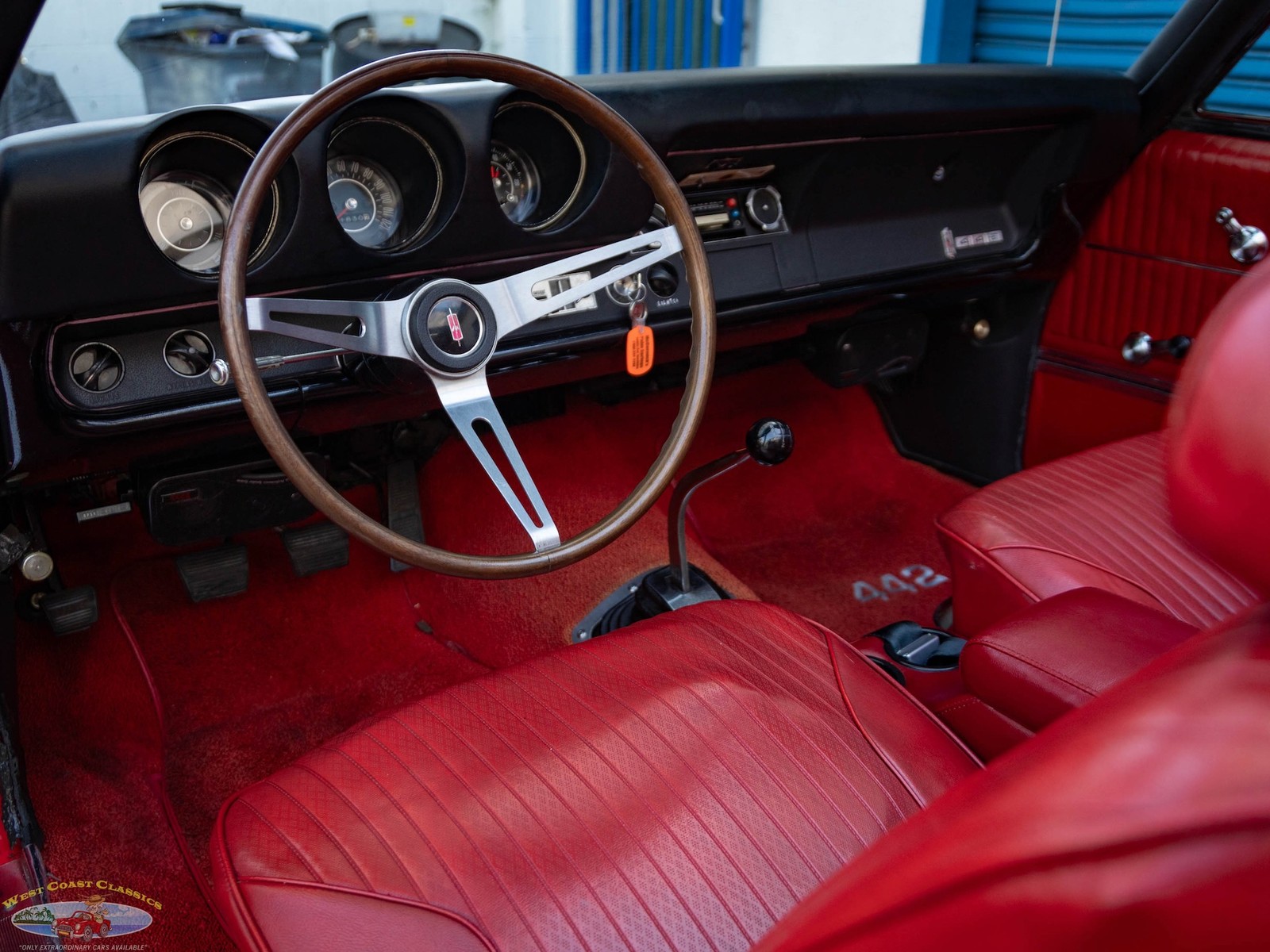 Oldsmobile-Cutlass-1968-2-Door-Convertible-34