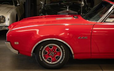 Oldsmobile-Cutlass-1968-2-Door-Convertible-4