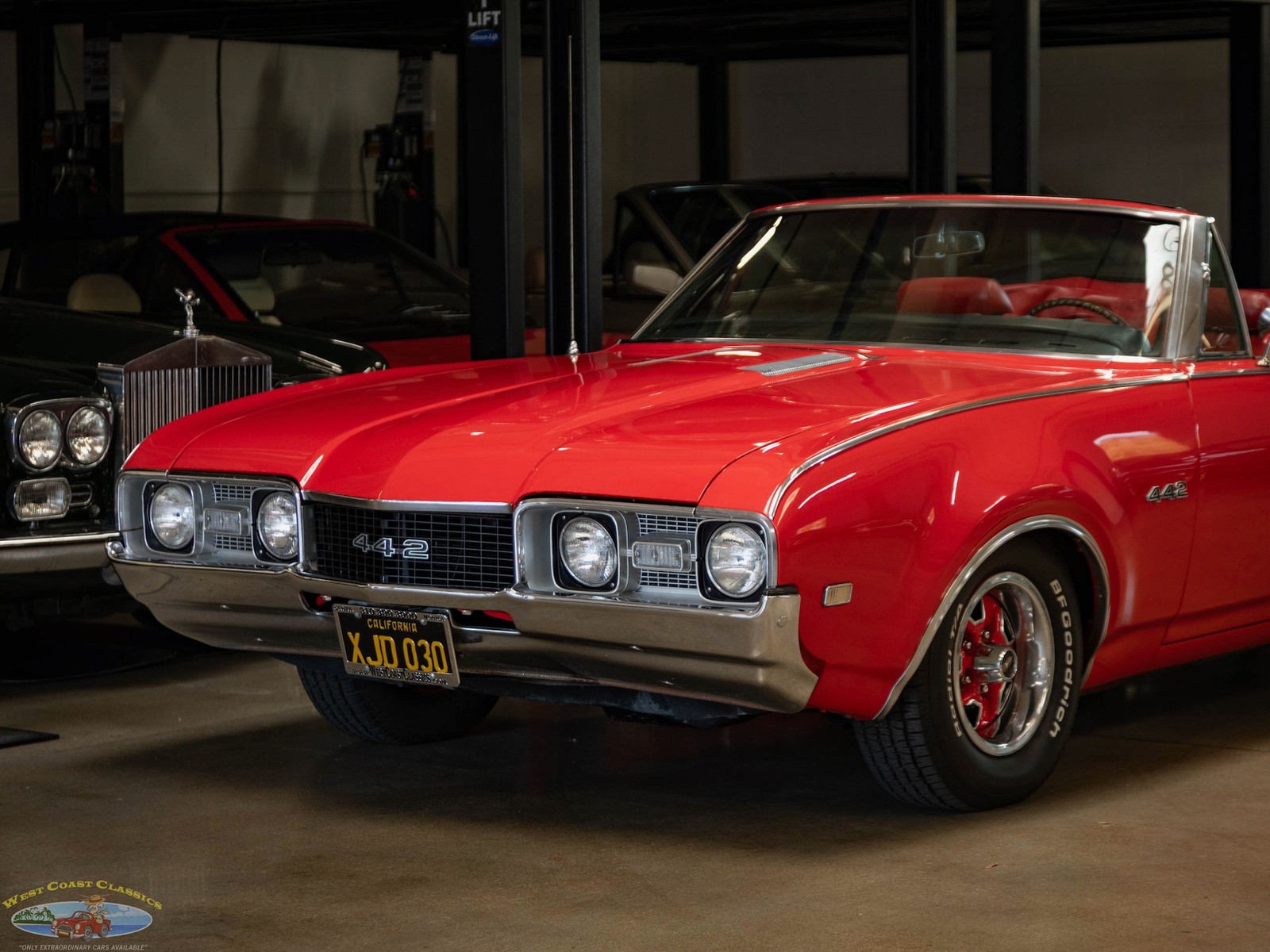 Oldsmobile-Cutlass-1968-2-Door-Convertible-8