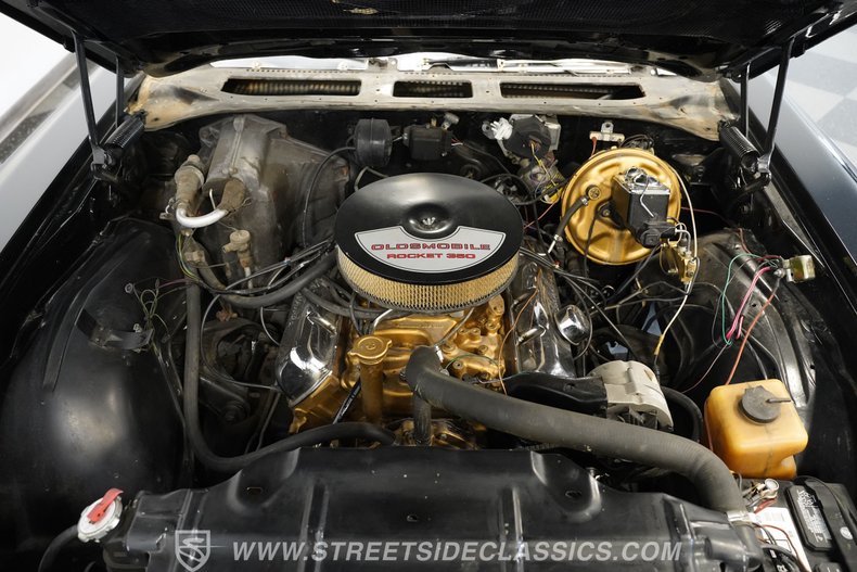 Oldsmobile-Cutlass-1970-Black-Black-14