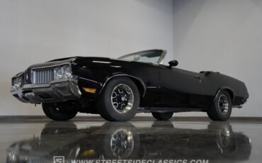 Oldsmobile-Cutlass-1970-Black-Black-15