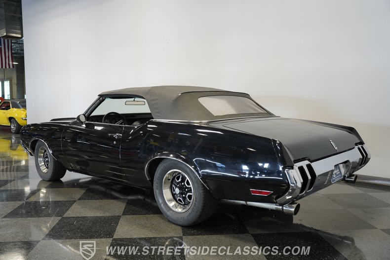 Oldsmobile-Cutlass-1970-Black-Black-19