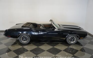 Oldsmobile-Cutlass-1970-Black-Black-23
