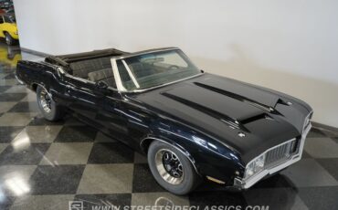Oldsmobile-Cutlass-1970-Black-Black-24