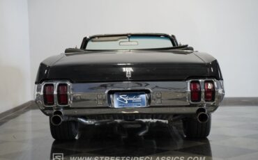 Oldsmobile-Cutlass-1970-Black-Black-28