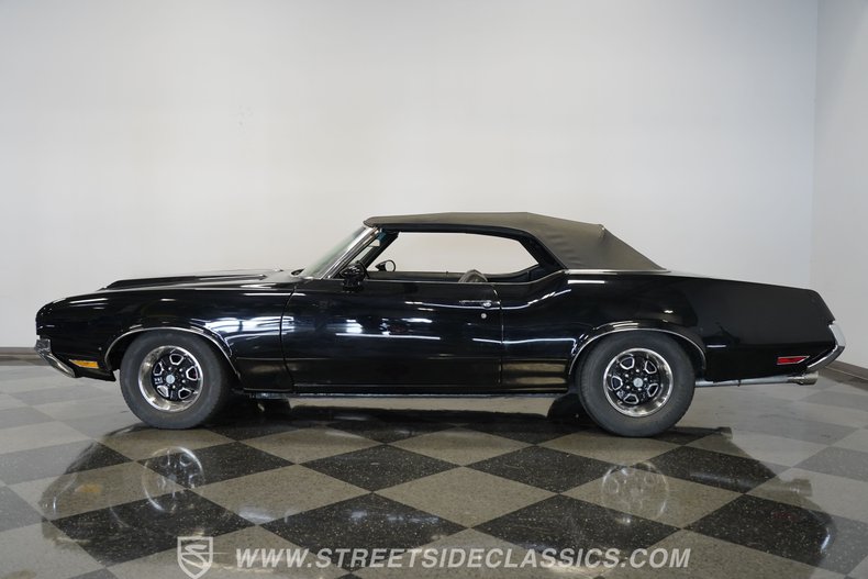 Oldsmobile-Cutlass-1970-Black-Black-3