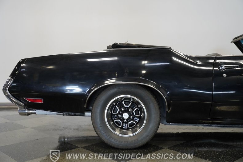 Oldsmobile-Cutlass-1970-Black-Black-31